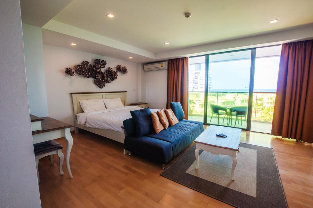 Rocco Hua Hin Beach Seaview Exterior foto